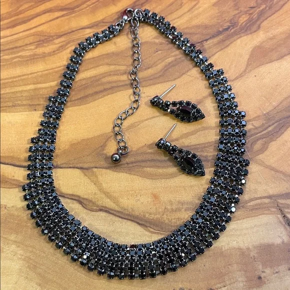 Vintage Black Crystal Necklace and Earring Set