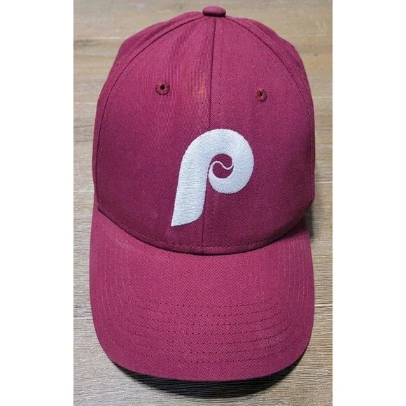 Philadelphia Phillies Hat 1980s  Cooperstown ‘47 Kids Size Maroon  Cap MLB Snap
