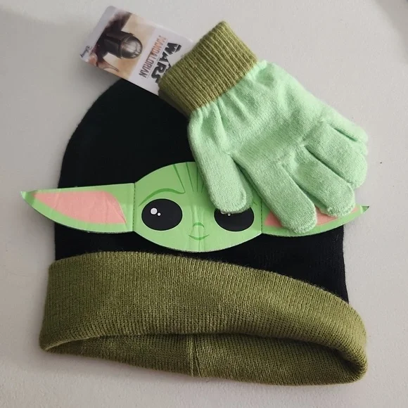 Star Wars Mandalorian hat and glove one size Disney NEW NWT beanie