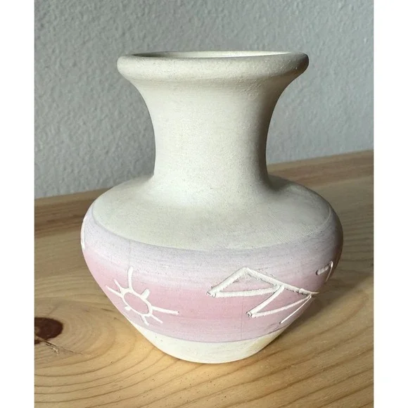 Vintage Native Sioux Pottery 3.5