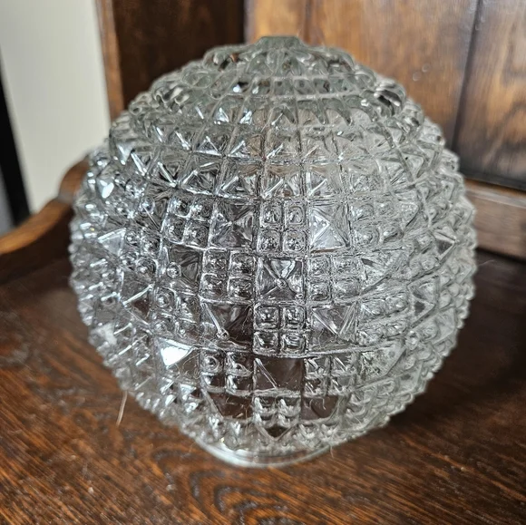 Vintage Elegant Glass Sphere Replacement Globe Fitted.