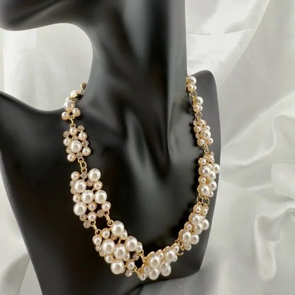 Zara lux adjustable Pearl and Gold Necklace
