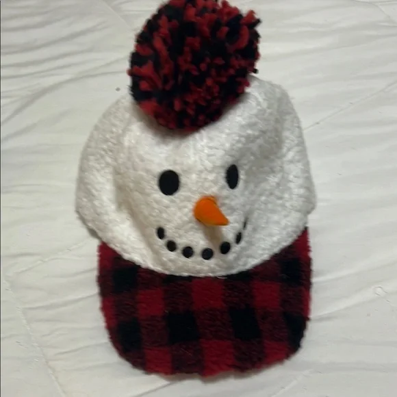 Kids Snowman Pom-Pom Hat - White and Red