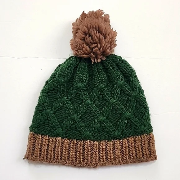 Artic Paw Kids Forest Green & Chocolate Brown Soft Clean Cable Knit Warm Hat