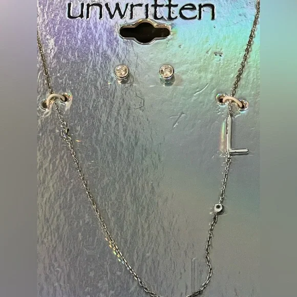 NWT Unwritten fine silver initial 