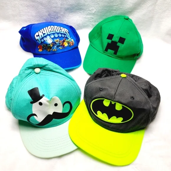 4 X bundle of hats jinx, skilanders,batman( one size) , h&m(4-6)