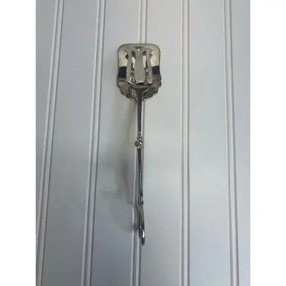 Tong Serving Ice Cheese Dessert Leonard SilverPlated 8.5
