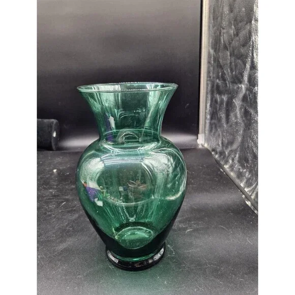 Green Blown Glass Vase Vintage 10.5 Inches