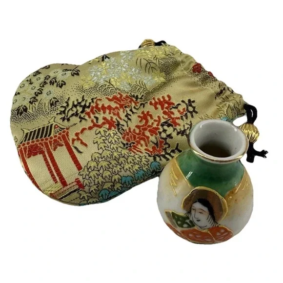 Miniature Vase w/ Geisha Motif + Brocade Pouch 2