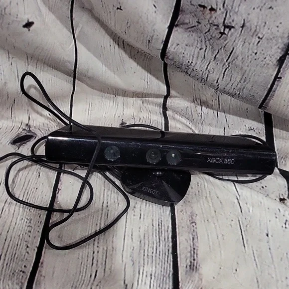 Xbox 360 Kinect Microsoft Video Game Attachment Controller in Black