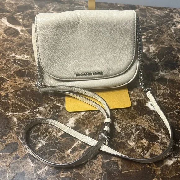 Michael Kors Pebbled Leather Mini Crossbody Bag –