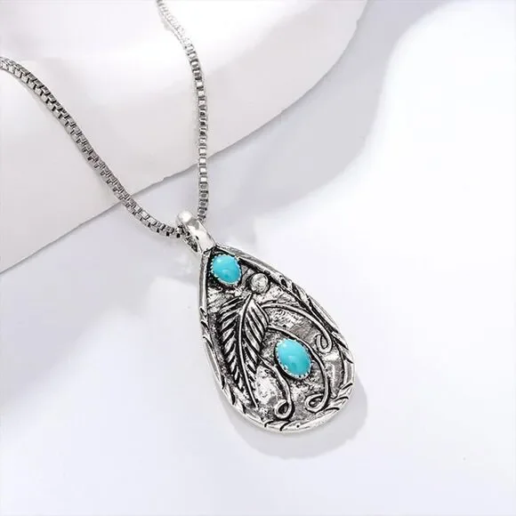 Western Necklace Turquoise Feather Charm Pendant Silver Tone NWOT