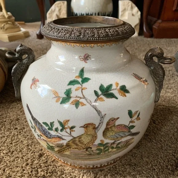 Vintage 1935 European Style Chinese Vase