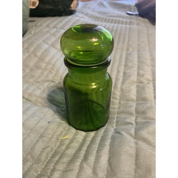 Vintage Clear Green Clear Apothcary Jar Bubble‎ Lid