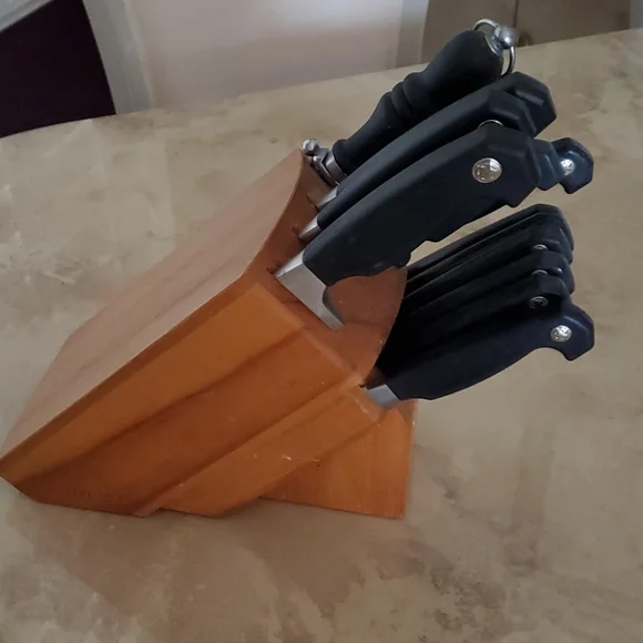 Vintage Butcher Block Set with (12) knives/tool