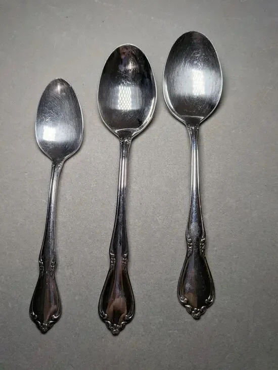 Oneidacraft Deluxe Lasting Rose Flatware 2 Tablespoons & 1 Teaspoon Stainless