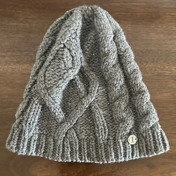 FREE WITH PURCHASE cable knit grey gray winter beanie hat