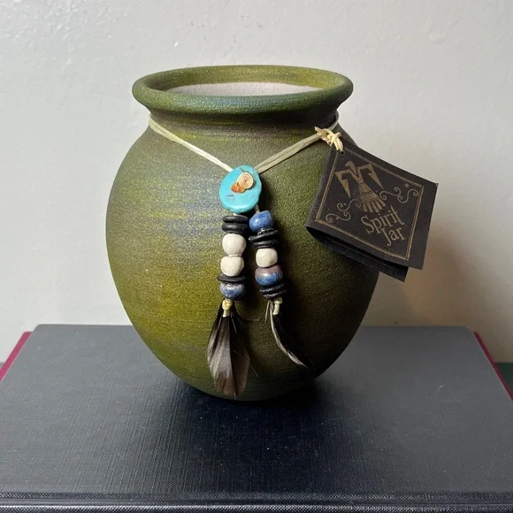 New Raku Pottery Works Green‎ Southwestern Spirit Jar Signed Jeremy Diller