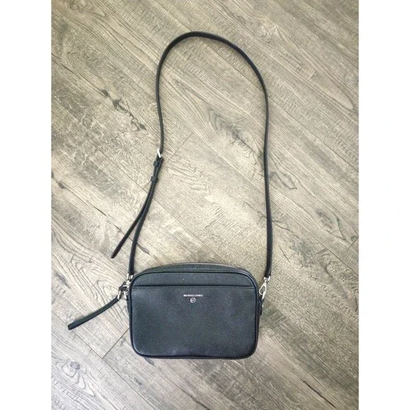 Michael Kors Jet Set Charm Small Pebbled Leather Camera Crossbody Bag - Pristine