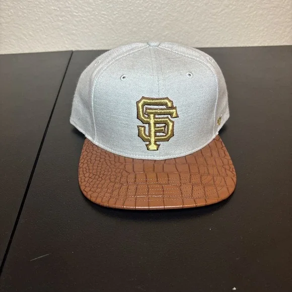 MLB‎ San Francisco Giants Baseball Hat '47 Brand Adjustable Cap strap back - NEW