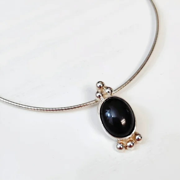CARSI Taxco Sterling Silver Pebbled Oval Black Onyx Pendant Necklace 16