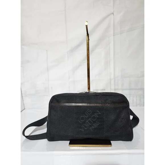 LOUIS VUITTON Damier Geant Acrobat Fanny Pack Black
