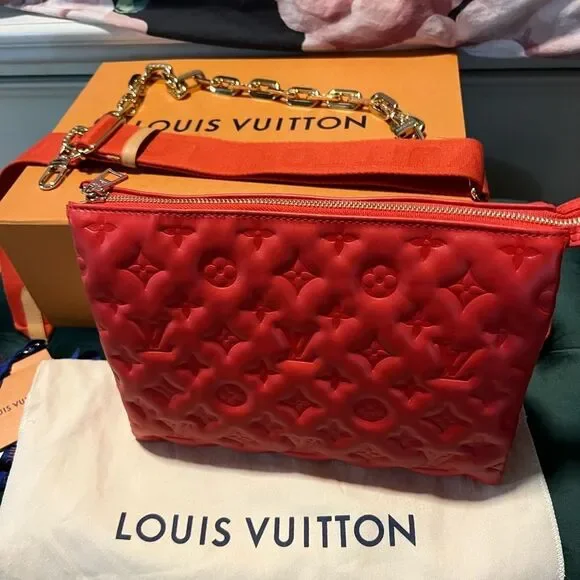 Louis Vuitton COUSSIN PM ROUGE