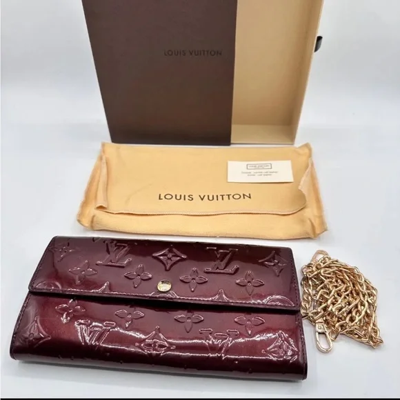 Authentic LOUIS VUITTON Rouge Fauviste Monogram Burgundy Vernis Patent Leather