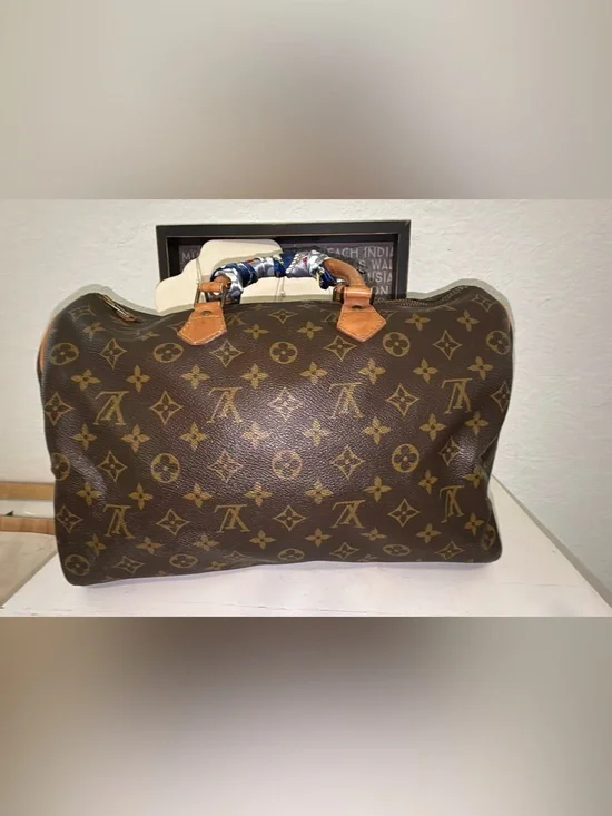 Authenticated April 1984 gorgeous Louis Vuitton Speedy 35