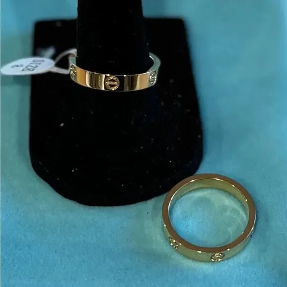NWT 18k Gold Plated Love Screw Ring-Fashion Jewelry Size 7