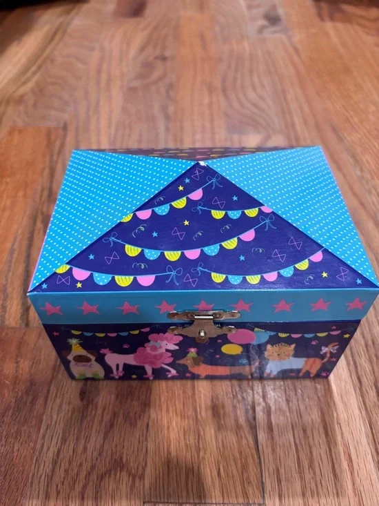 Floss & Rock 37P3123 Pets Musical Jewelry Box