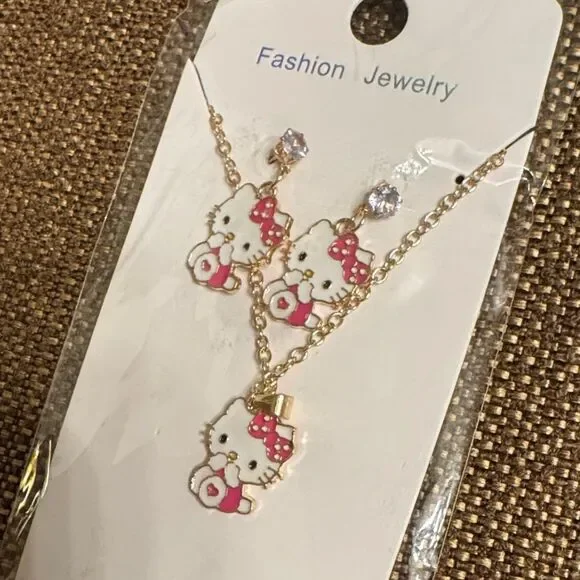3243- Matt Fun Item Earrings and Necklace Set