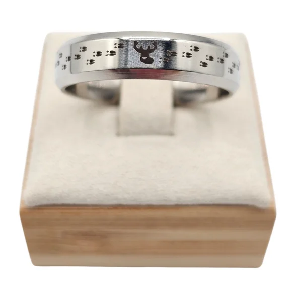Silver Tone Unisex Deer Tracks Ring