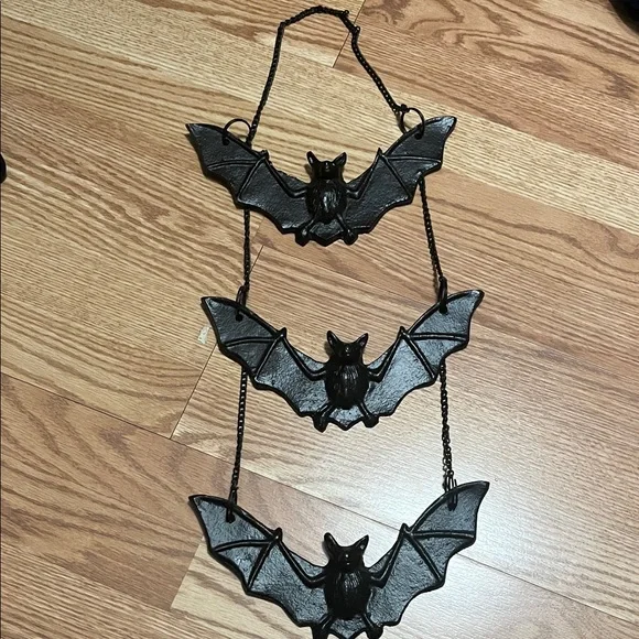 Black Bat Hanging Wall Decor - Triple Bat Garland