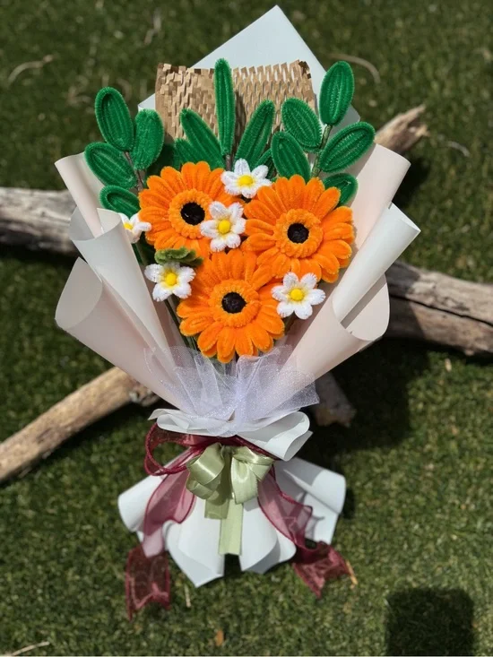 Handmade Orange Gerbera & White Daisy Holiday Garland Bouquet