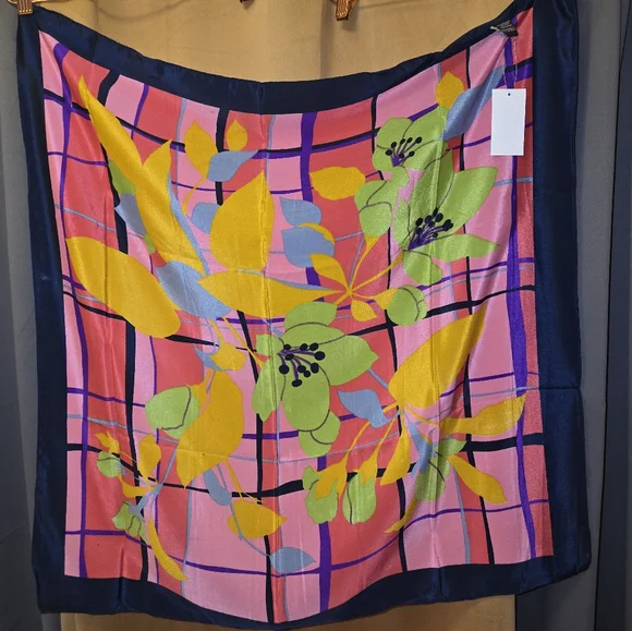 New Raj 100% silk scarf (pink)