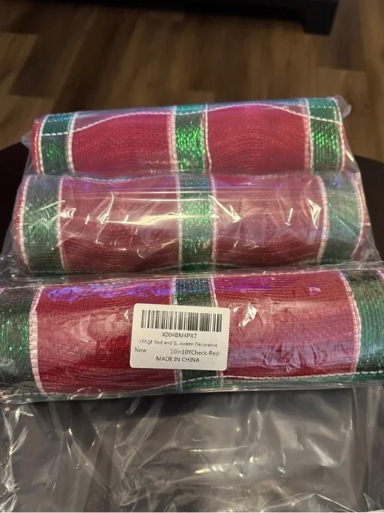 Lee Red and Green Check Holiday Mesh Garland 3 Rolls