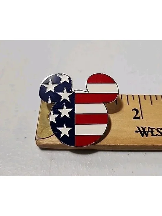 Disney‎ pin Mickey Head American Flag Independence Day Celebration 2001