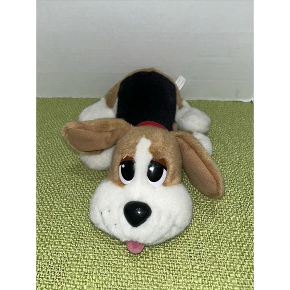 Mattel Pound Puppy Moves Head & Barks Whimpers Plush Toy Interactive Dog 13