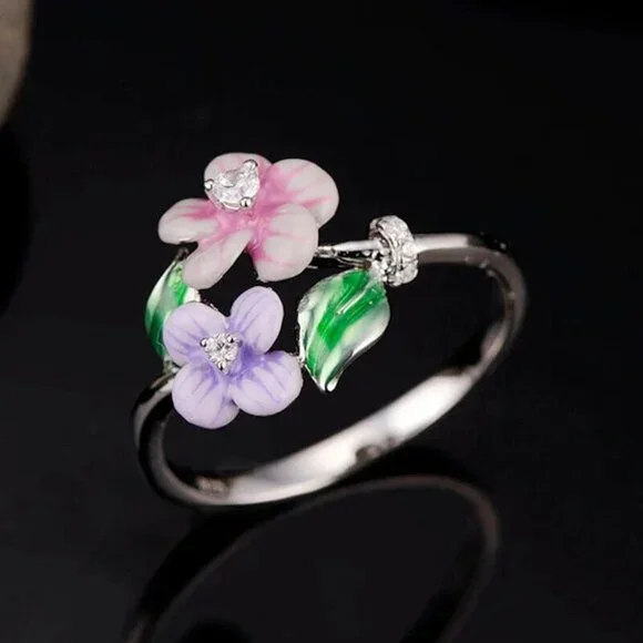 New Sterling Silver White Sapphire Flower Ring