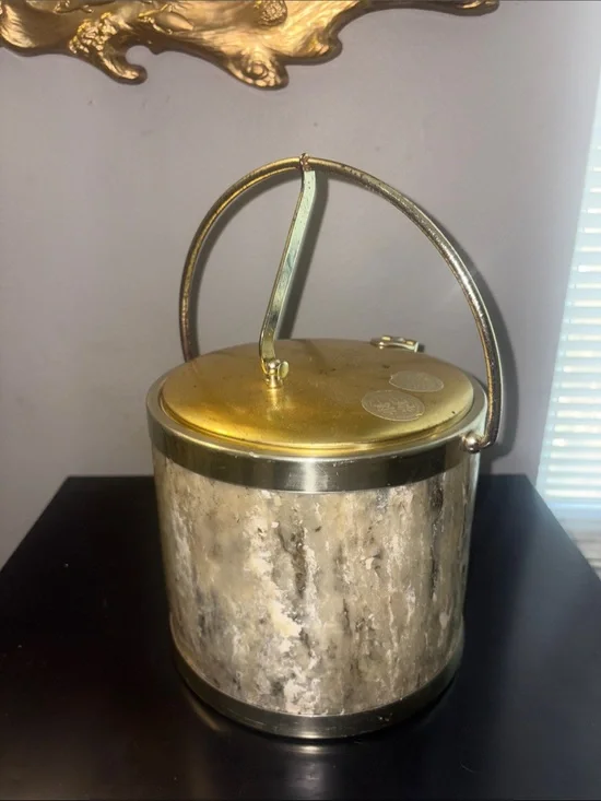 Vintage Kraftware vinyl Marbleized Ice Bucket with Gold-Tone Lid and Handle