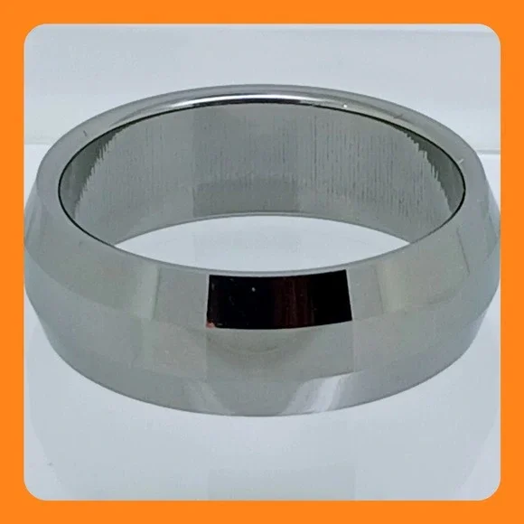 Vintage Tungsten Carbide 8mm Beveled Edge Ring Mens Size 11.5 Silver Tone Y2K