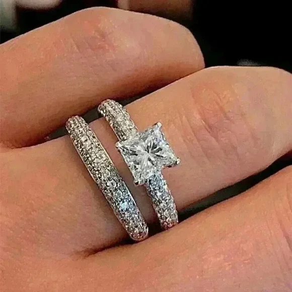 New 925 Silver White Sapphires 2 Piece Set