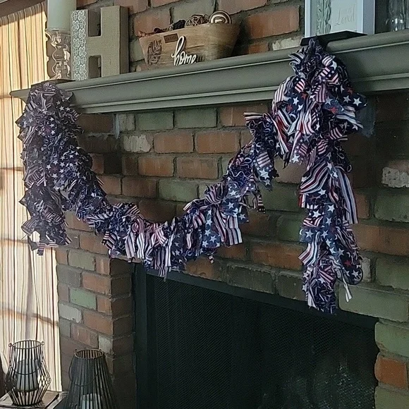 USA Patriotic Fabric Rag Tied Garland Stars Stripes American Flags