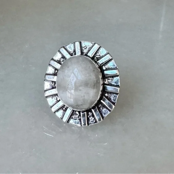 NWOT Sundance Moonbeam Ring, Moonstone, Sterling Silver
