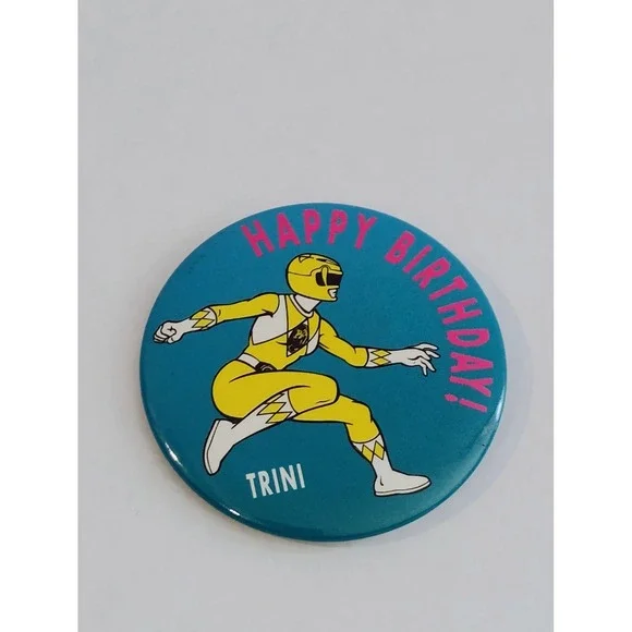 Vintage 1993‎ power rangers pin button yellow ranger Trini