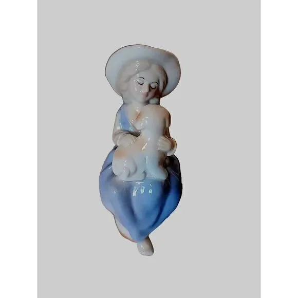 Beautiful Classic Porcelain Vintage Homco Girl Holding Puppy‎ Dog 4 1/2 inch