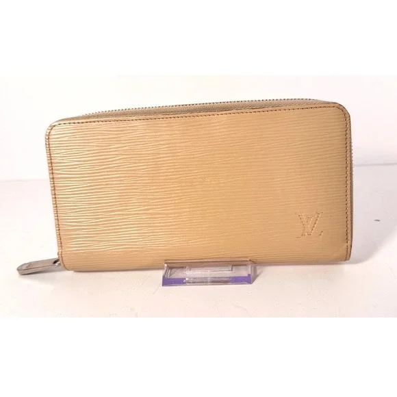 Louis Vuitton Zippy‎ long Wallet Beige Epi Leather Silver Hardware EUC