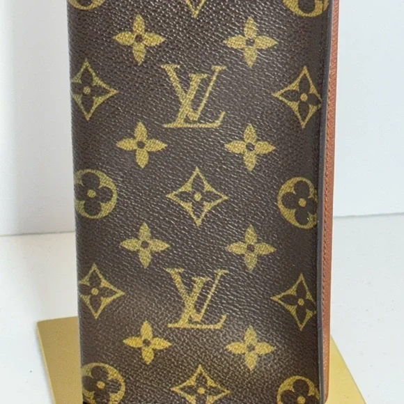 AUTHENTIC Louis Vuitton Brown and Gold Monogram Wallet