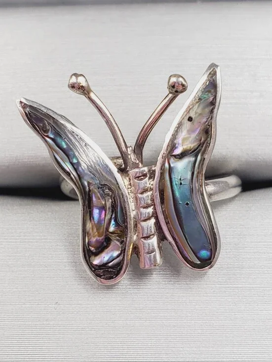 925 Sterling Silver Butterfly Vintage Ring with Abalone Inlay - Iridescent